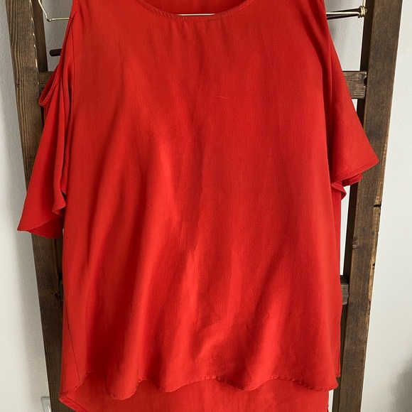 Cute top from Nordstrom’s - Picture 3 of 5